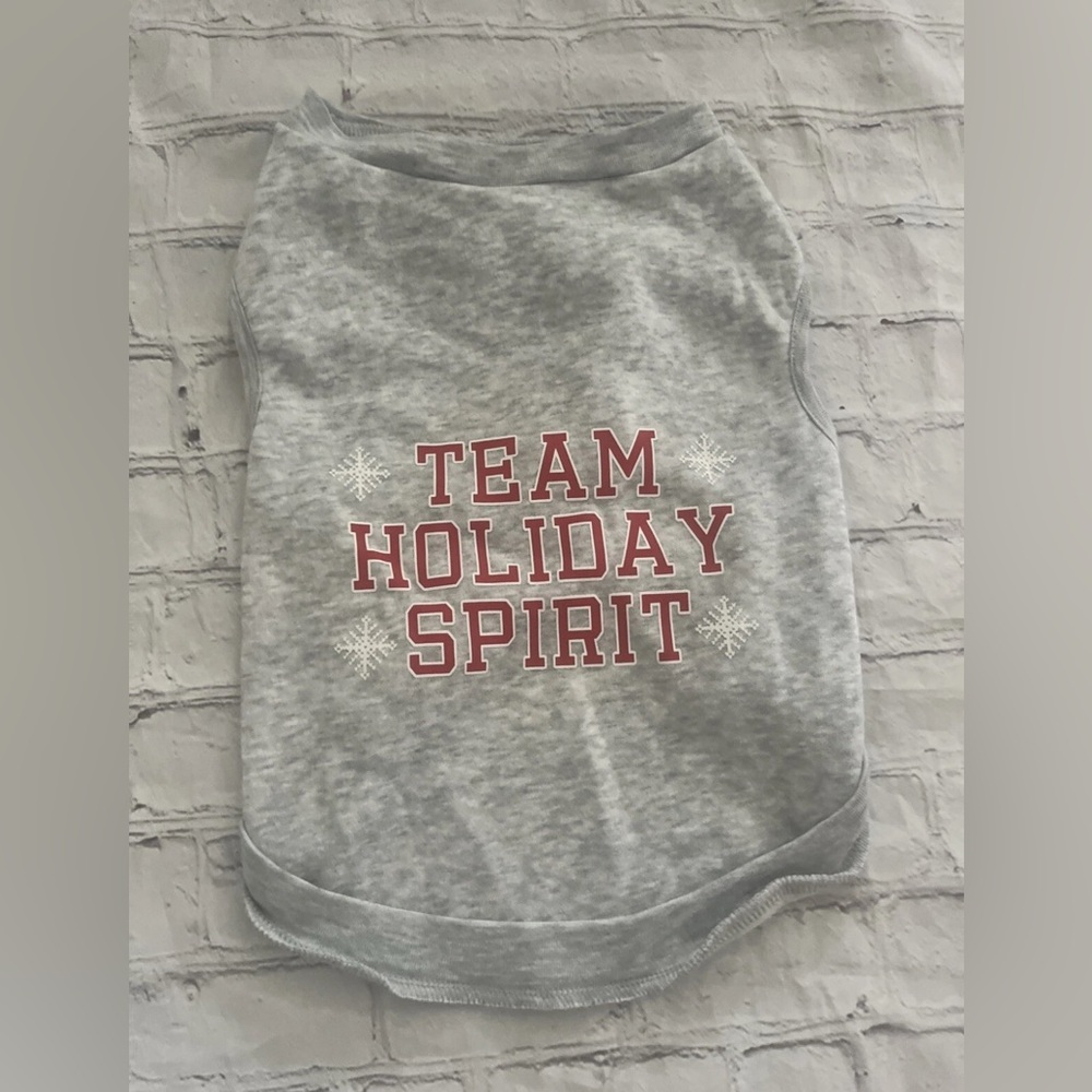 Wondershop Pet Sweatshirt Dog Gray Team Holiday Size Medium Christmas Shirt